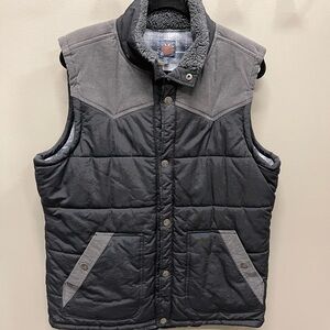 Moonshine spirit Men's Dark Gray Quilted Vest